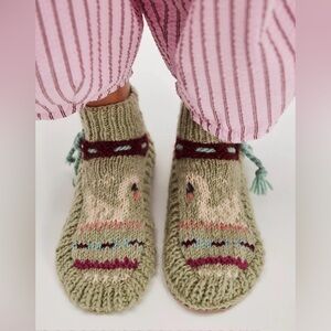 Free People x French Knot Frosty Friends Slippers 100% Wool Bottom 5.5-7.5 NWT